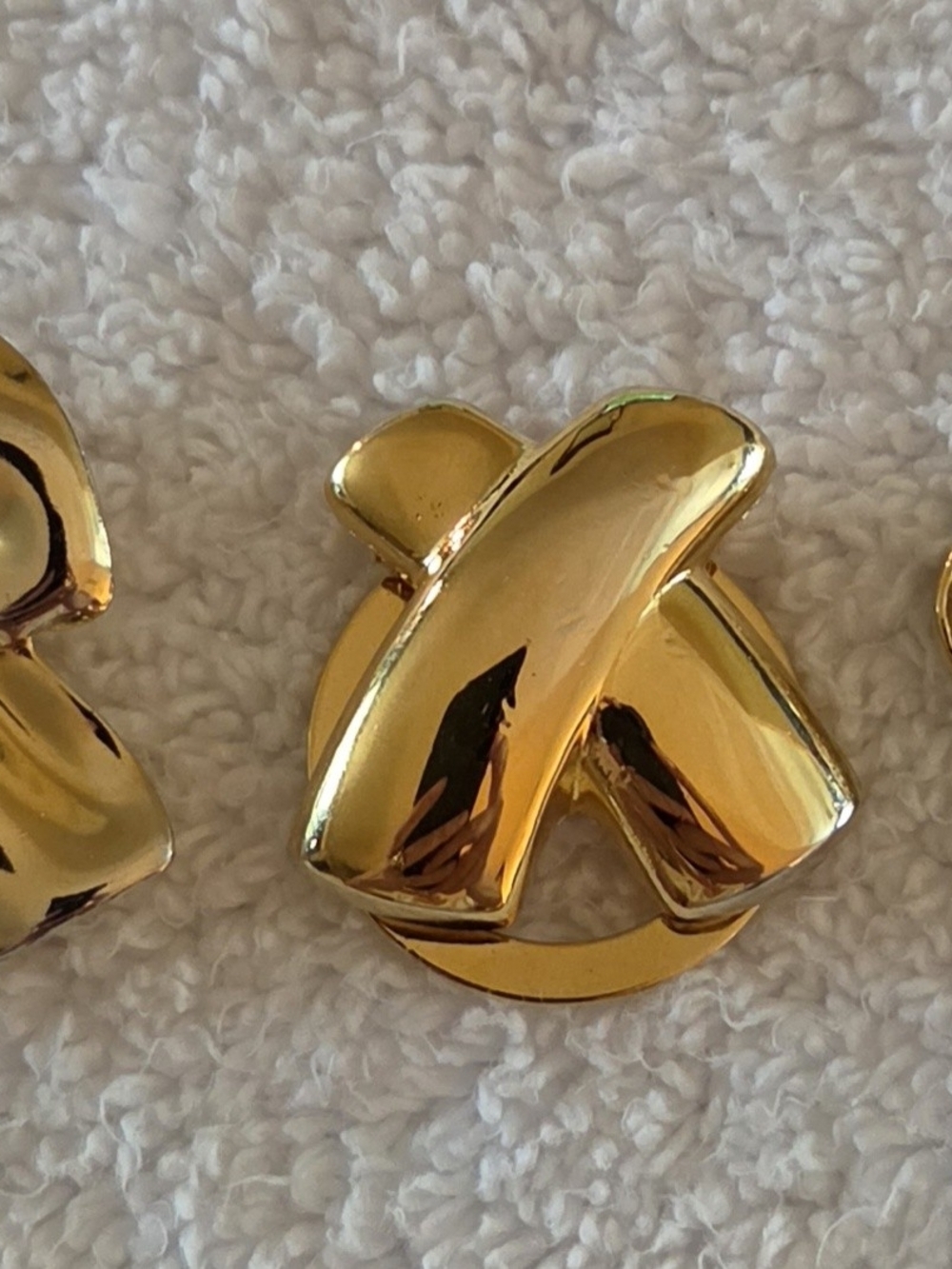 Vintage Gold Tone Brooch Pin Lot 10pc Teddy Bear(Avon) & Calla Lily Bouquet&more - Picture 6 of 14